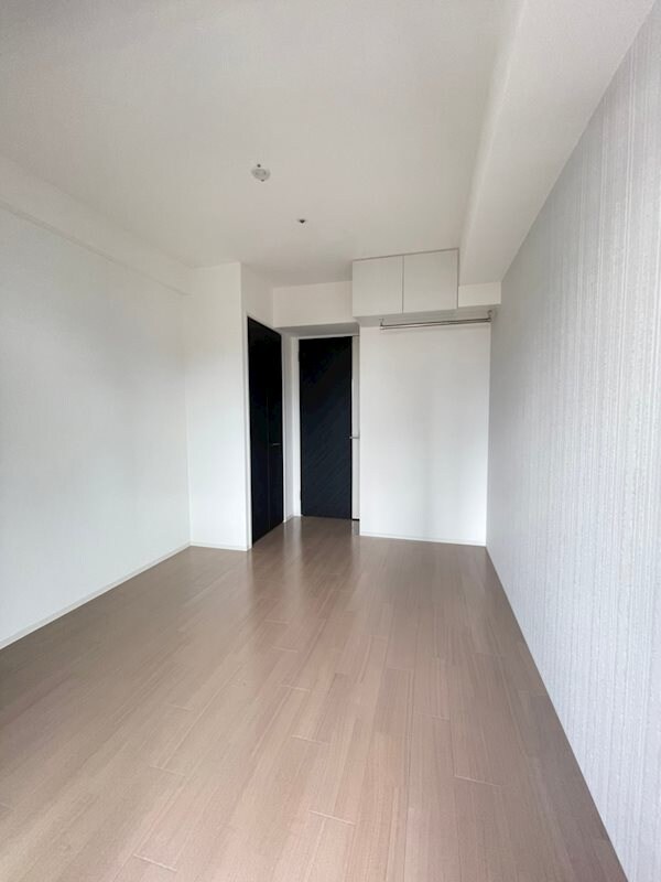 物件内観写真5　(使いやすい居間です)