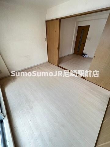 物件内観写真22　(おしゃれなリビングです)