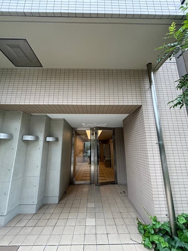 エントランス(毎日通るエントランスはこのようになっています)
