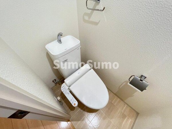 トイレ(シンプルで使いやすいトイレです)