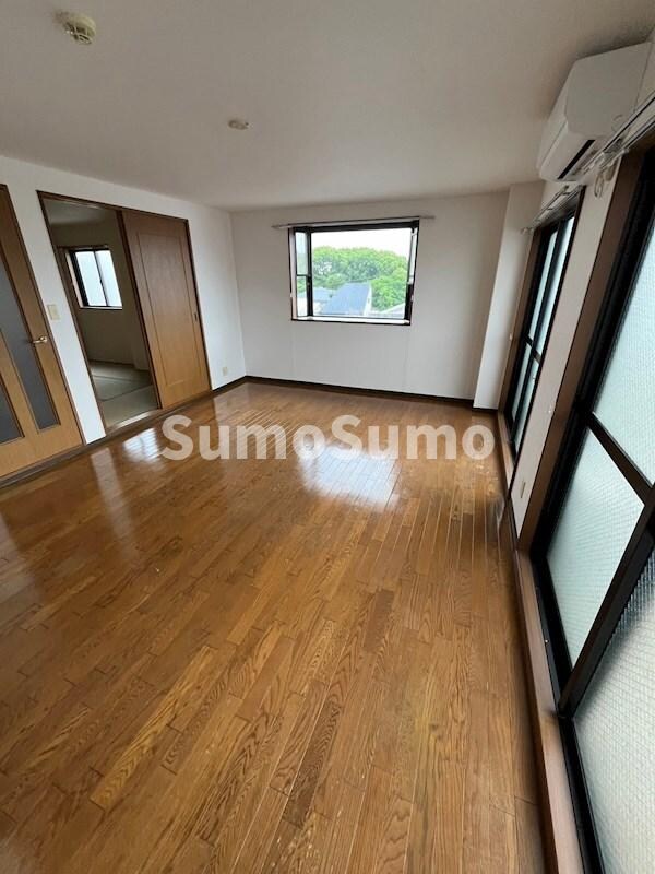 物件内観写真20　(居間です)