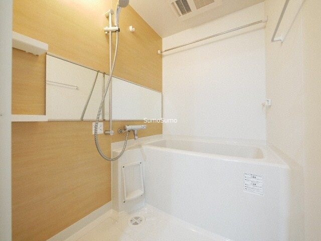 物件内観写真8　(ゆったり過ごせるお風呂です)