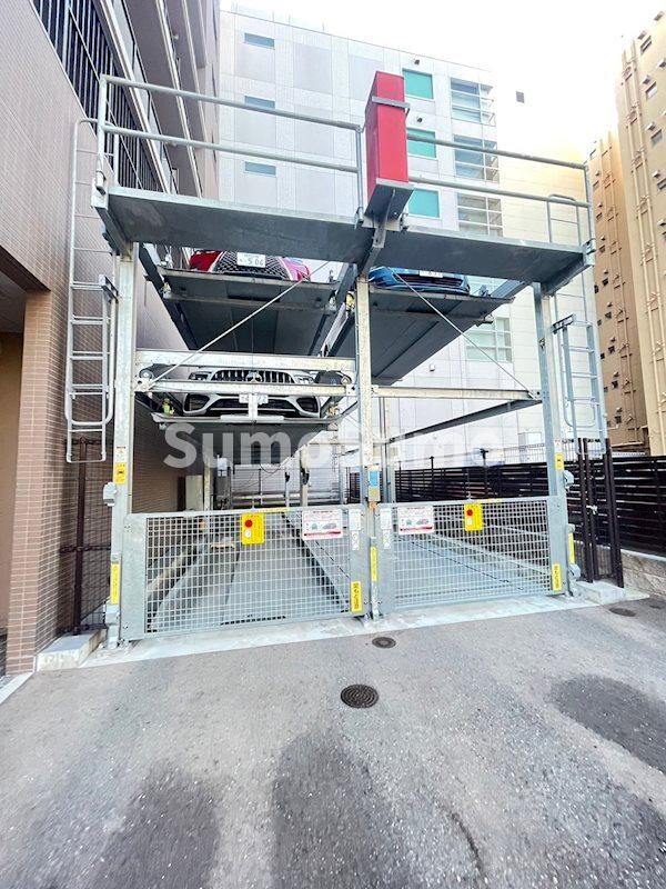 駐車場(建物外観を気になさる方へ、見た目の良い物件です)