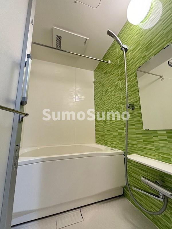 物件内観写真9　(ゆったり過ごせるお風呂です)