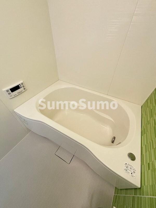 浴室(コンパクトで使いやすいお風呂です)