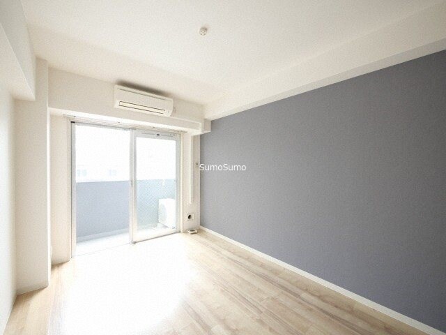 物件内観写真5　(使いやすいリビングです)