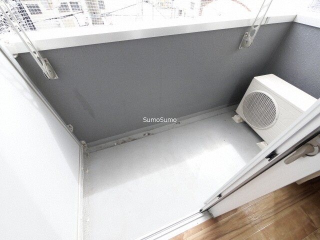 物件内観写真9　(落ち着いた時間を過ごせるバルコニーです)