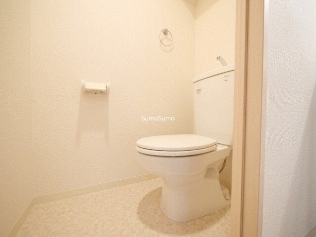 物件内観写真10　(トイレも気になるポイント)