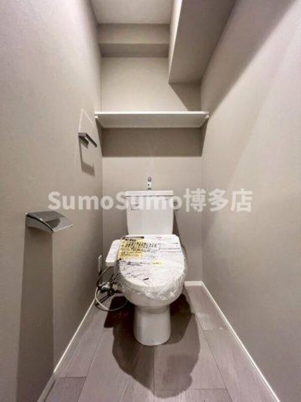 トイレ(コンパクトで使いやすいトイレです)