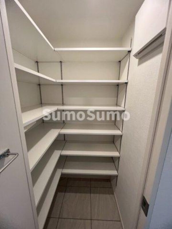 収納(ちょっとした収納スペースも充実しています)
