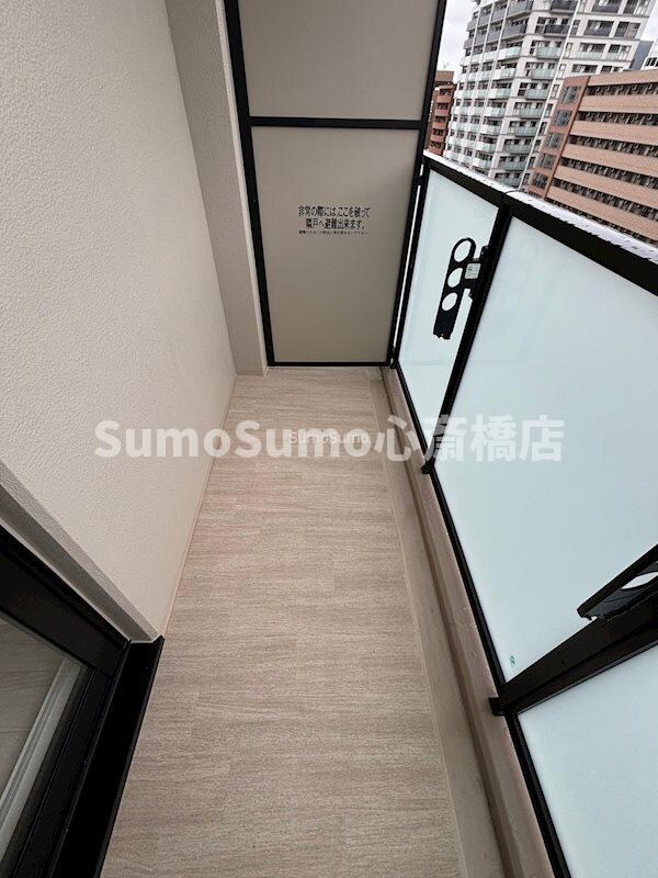 物件内観写真10　(バルコニーからの眺めを楽しみながら食事をしませんか)