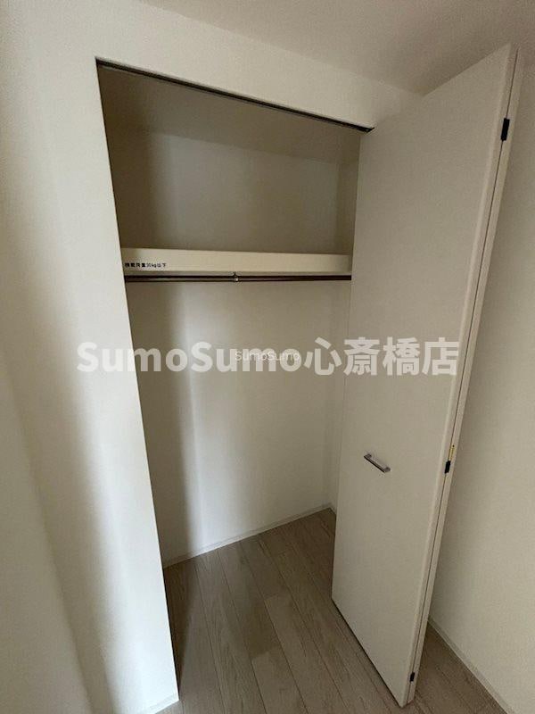 物件内観写真13　(大きなスペースがあり、収納には困りません)