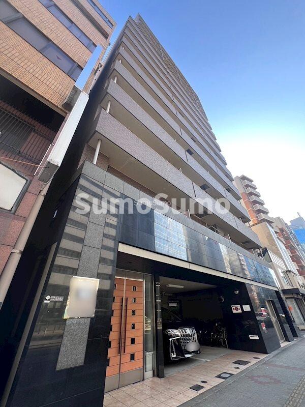 物件外観写真1　(外観は落ち着いています)