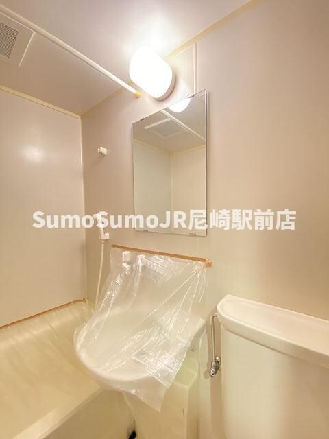 物件内観写真18　(スペースが確保できる洗面所です)