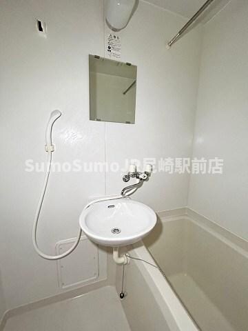 物件内観写真11　(洗面所です)