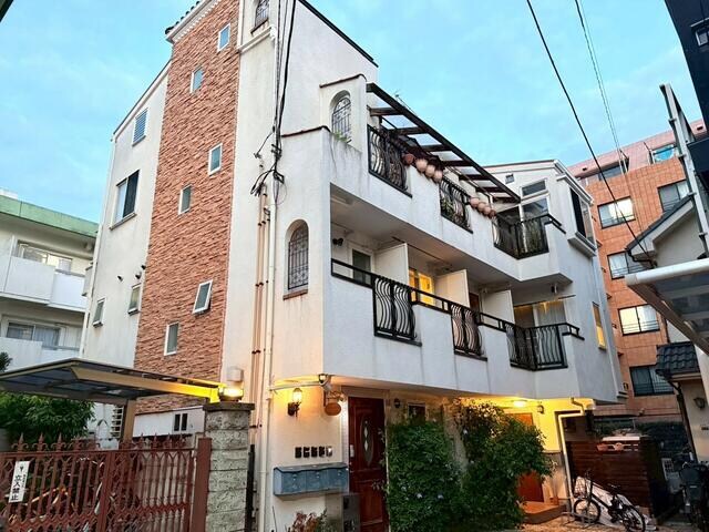 物件外観写真1　( )