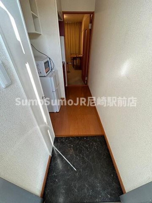 玄関(落ち着いた玄関です)