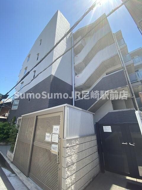 物件外観写真1　(物件の外観です)