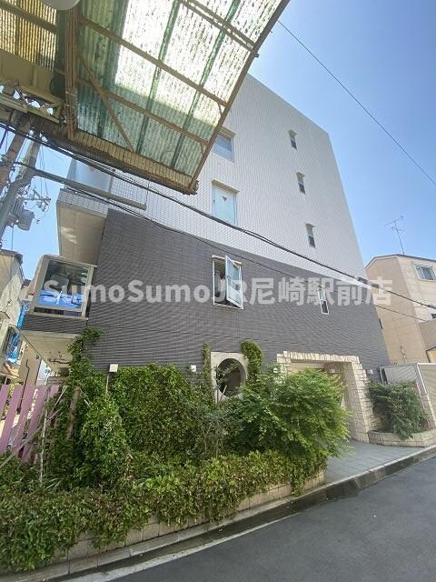 物件外観写真2　(外観も気になるポイント)