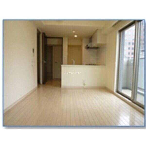 物件内観写真5　(使いやすい居間です)