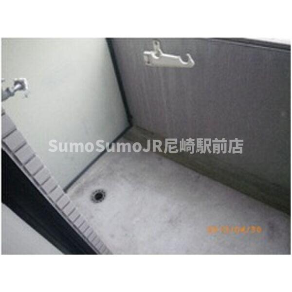 物件内観写真14　(バルコニー付きです)