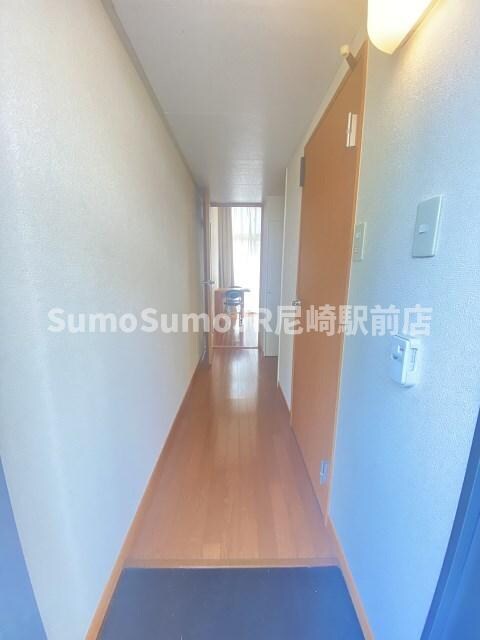 物件内観写真3　(毎日通る玄関はこちらです)