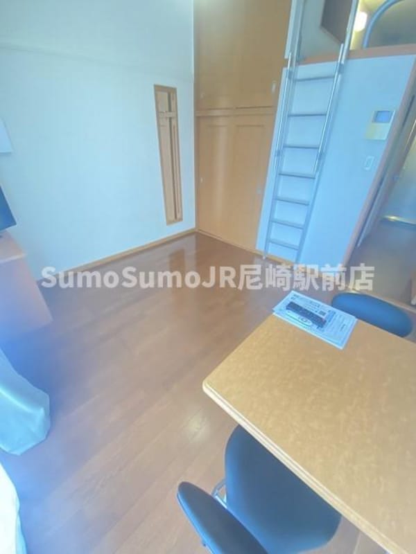 居室(ゆったり過ごせるリビングです)