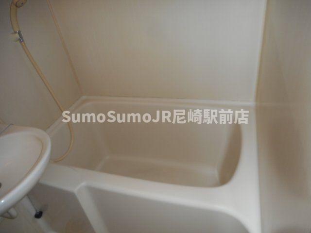 物件内観写真7　(日々の暮らしに欠かせないお風呂です)