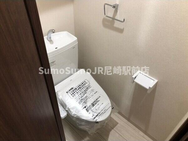 物件内観写真9　(トイレもきれいです)