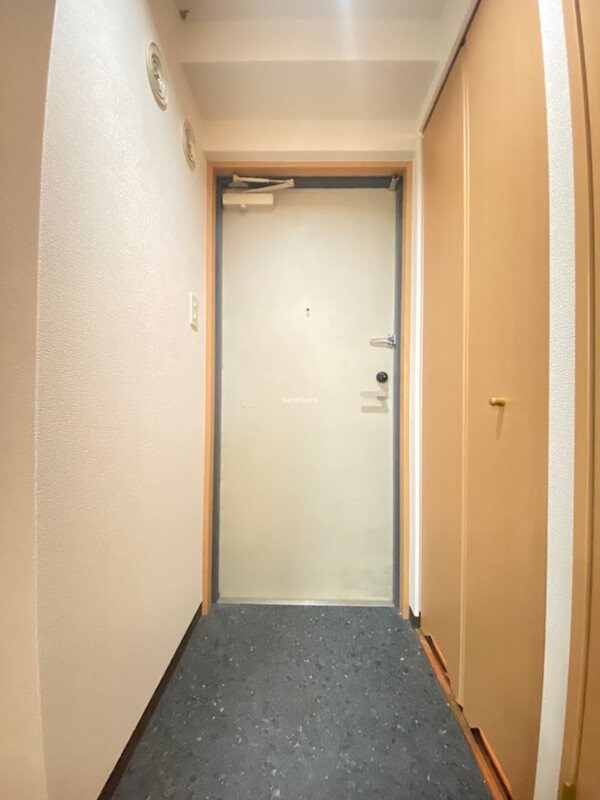 玄関(毎日通る玄関はこちらです)