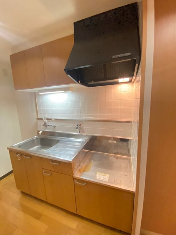 キッチン(コンパクトなキッチンで掃除もラクラク)