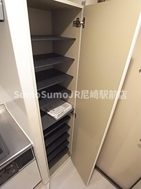 物件内観写真13　(収納のためのスペースです)