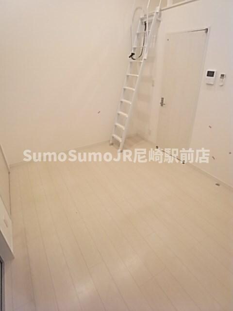 物件内観写真14　(ゆったり過ごせるリビングです)