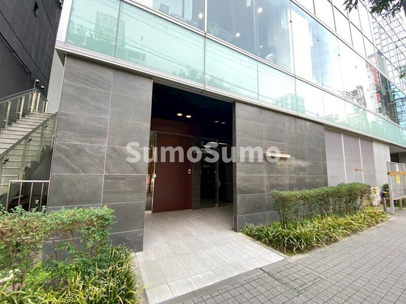 物件外観写真2　(落ち着いた雰囲気の外観です)