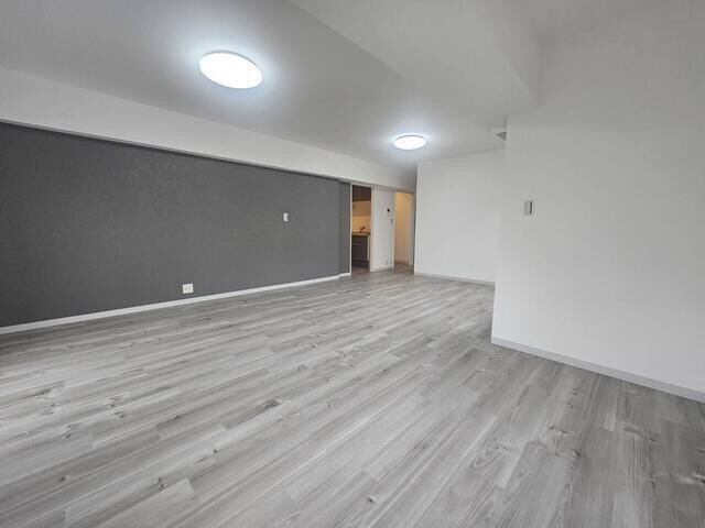 物件内観写真5　( )