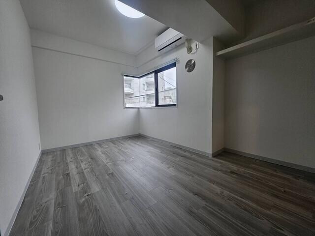 物件内観写真6　( )