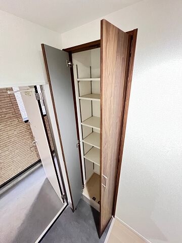 物件内観写真15　(収納があります)