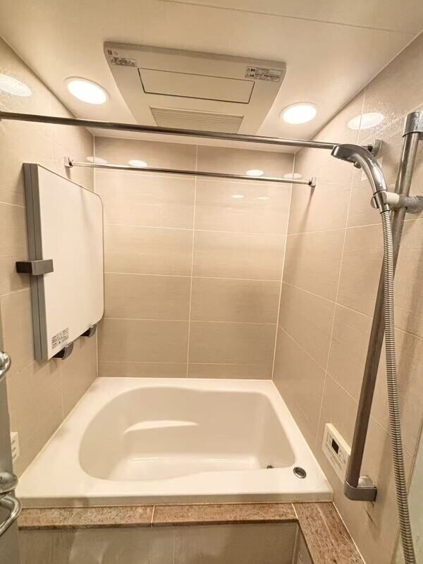 物件内観写真7　(※写真は同タイプ住戸です。 )