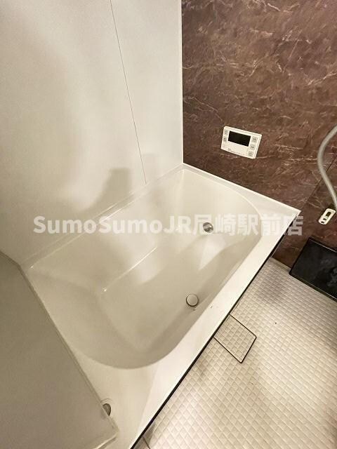 物件内観写真16　(きれいなお風呂です)