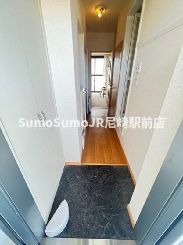 玄関(ゆったりとした玄関です)