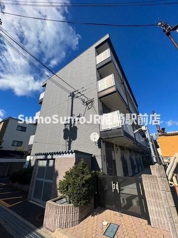 物件外観写真3　(外観もきれいです)