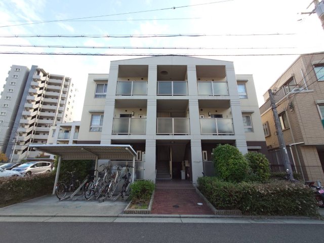 カーサトリアーデ