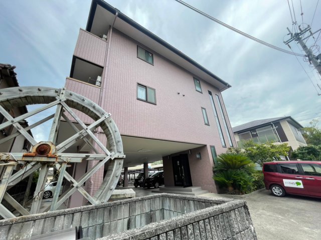 アゼリア2号館