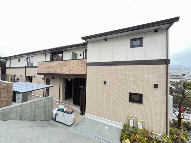 令和高浜館の物件外観写真