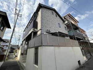 メゾン高槻Ⅱ号館外観写真