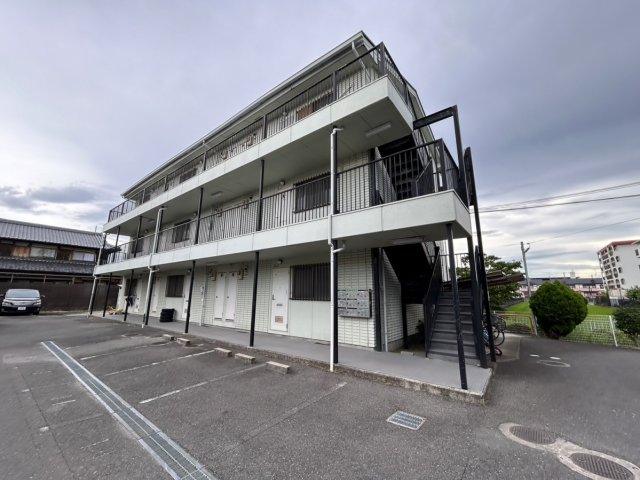 ファミール北野