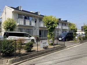 シャンポール・ド・高槻外観写真