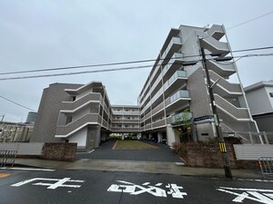 エムロード島本外観写真