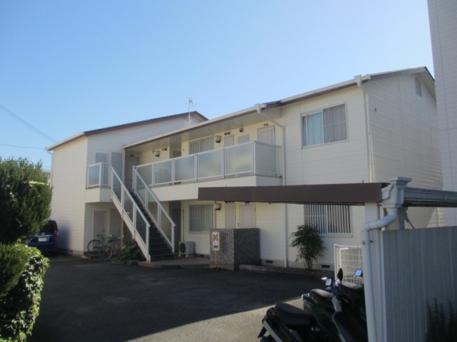 イーストコート沢良宜