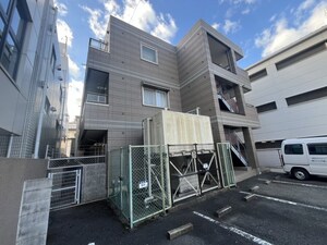 メゾンエルアンドジョイ外観写真